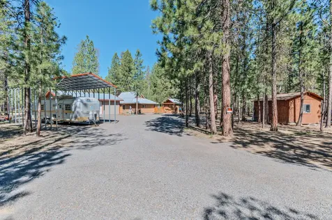 51937 Pacific Willow La Pine OR 97739