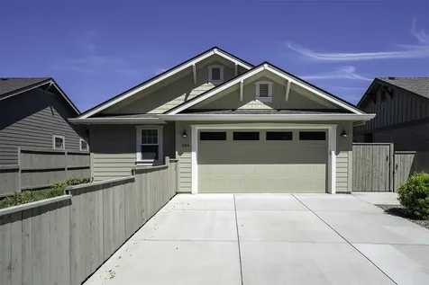 584 Canterwood Drive Medford OR 97504