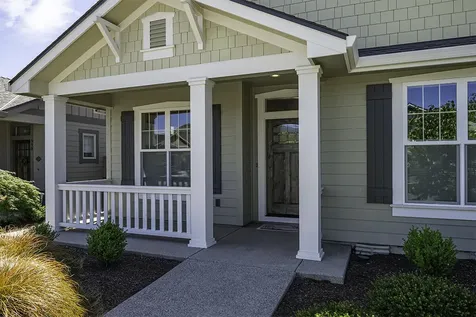 584 Canterwood Drive Medford OR 97504