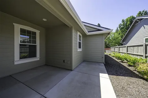 584 Canterwood Drive Medford OR 97504