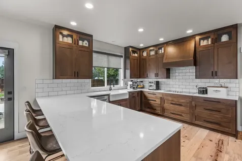 6230 SW Zenith Avenue Redmond OR 97756
