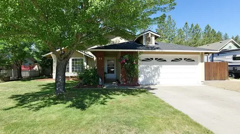 25 Kelley Court Shady Cove OR 97539