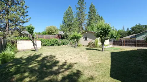 25 Kelley Court Shady Cove OR 97539
