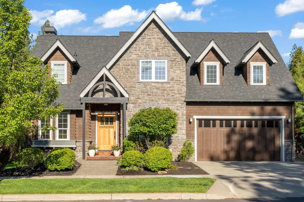 2379 NW Brickyard Street Bend OR 97703