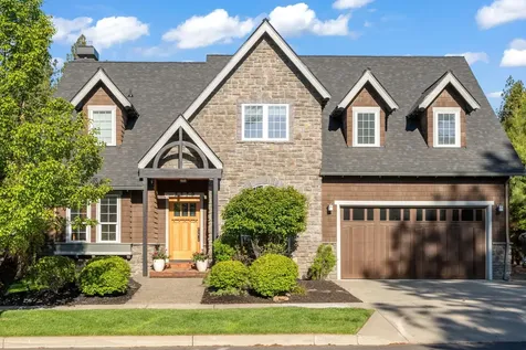2379 NW Brickyard Street Bend OR 97703