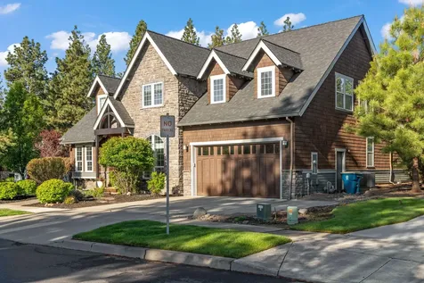 2379 NW Brickyard Street Bend OR 97703