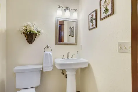 1265 Gardendale Avenue Medford OR 97504