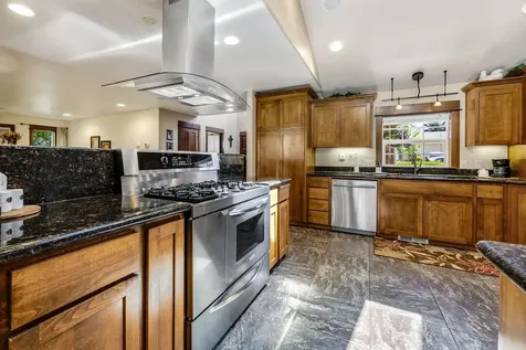1265 Gardendale Avenue Medford OR 97504