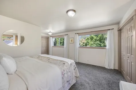 1265 Gardendale Avenue Medford OR 97504