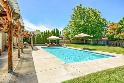 1265 Gardendale Avenue Medford OR 97504