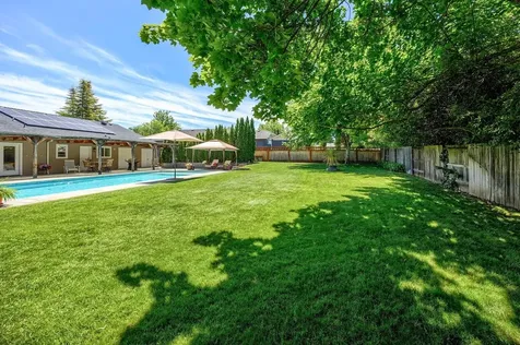 1265 Gardendale Avenue Medford OR 97504