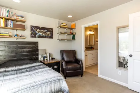 14224 SW Howlett Drive Powell Butte OR 97753