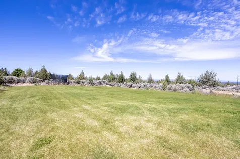 14224 SW Howlett Drive Powell Butte OR 97753