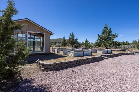 14224 SW Howlett Drive Powell Butte OR 97753
