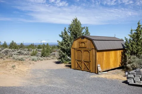 14224 SW Howlett Drive Powell Butte OR 97753
