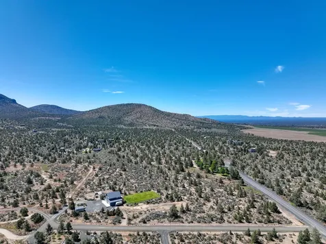 14224 SW Howlett Drive Powell Butte OR 97753