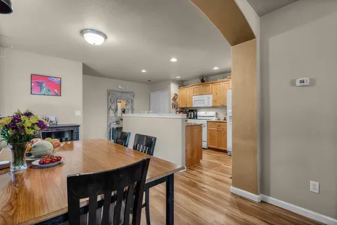 2750 NW Elm Avenue Redmond OR 97756