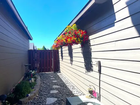 2750 NW Elm Avenue Redmond OR 97756