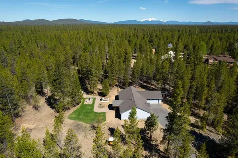 52025 Read Loop La Pine OR 97739