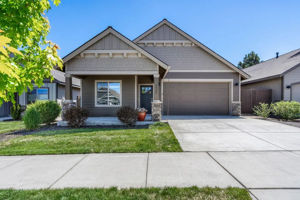 2955 NE Marea Drive Bend OR 97701