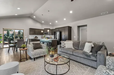 2955 NE Marea Drive Bend OR 97701