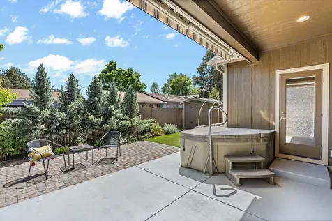 2955 NE Marea Drive Bend OR 97701