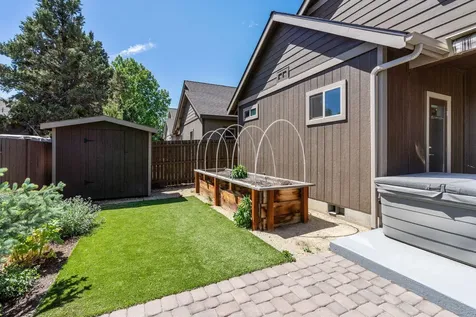 2955 NE Marea Drive Bend OR 97701