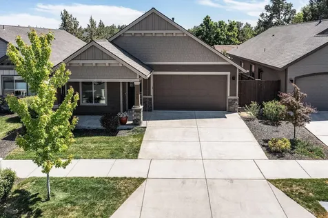 2955 NE Marea Drive Bend OR 97701