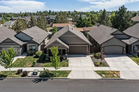 2955 NE Marea Drive Bend OR 97701