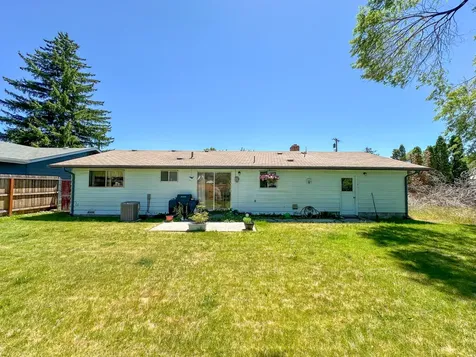 5639 Bel Aire Drive Klamath Falls OR 97603