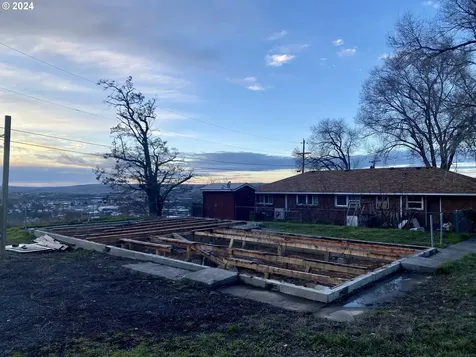 813 SE 6th Street Pendleton OR 97801