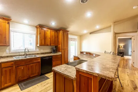 752 NE Black Bear Street Prineville OR 97754