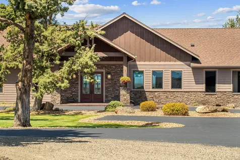 13501 SW Riggs Road Powell Butte OR 97753