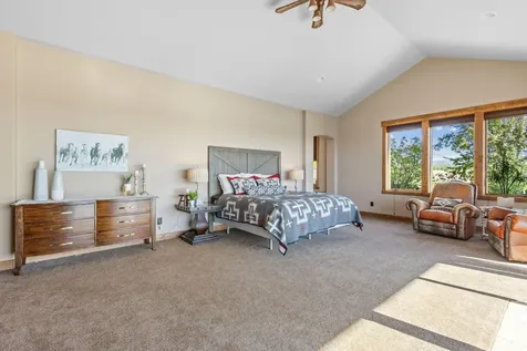 13501 SW Riggs Road Powell Butte OR 97753