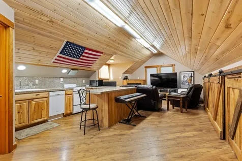 13501 SW Riggs Road Powell Butte OR 97753