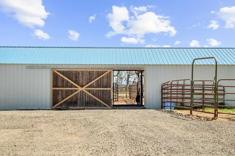 13501 SW Riggs Road Powell Butte OR 97753
