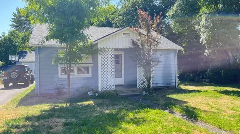 212 Park Street Rogue River OR 97537