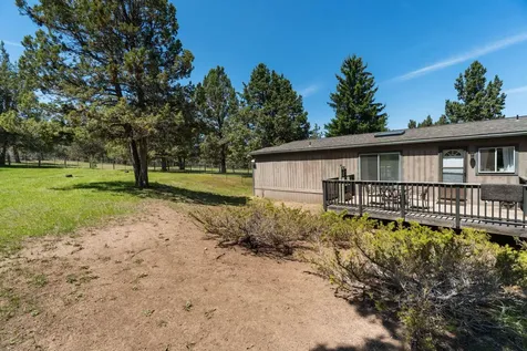 65922 And 65926 Waldron Trail Bend OR 97703