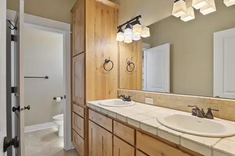 1685 NW Larch Avenue Redmond OR 97756