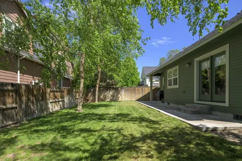 1685 NW Larch Avenue Redmond OR 97756