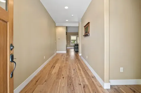 1685 NW Larch Avenue Redmond OR 97756