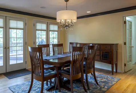 1024 Pinecrest Terrace Ashland OR 97520