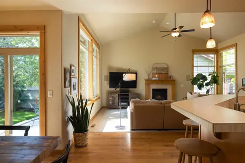 60821 Whitney Place Bend OR 97702
