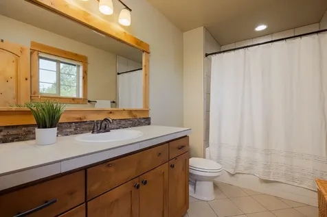 60821 Whitney Place Bend OR 97702