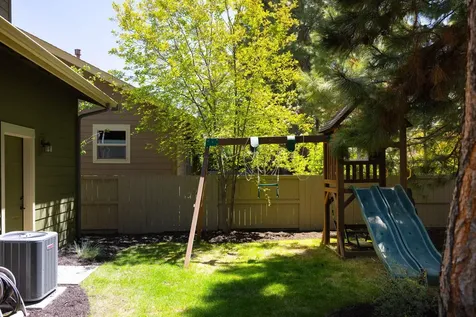 60821 Whitney Place Bend OR 97702
