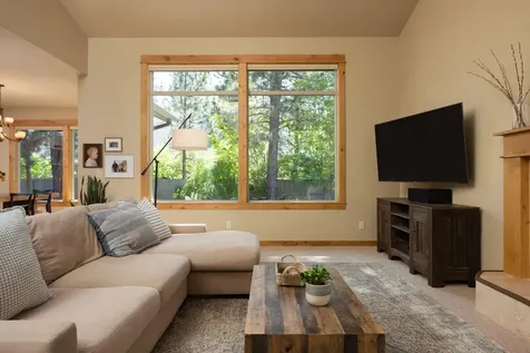 60821 Whitney Place Bend OR 97702