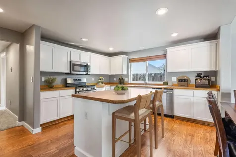 2044 NW 20th Court Redmond OR 97756