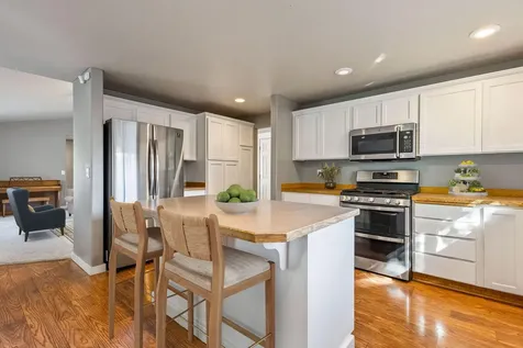 2044 NW 20th Court Redmond OR 97756