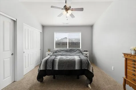 308 Live Oak Loop Central Point OR 97502