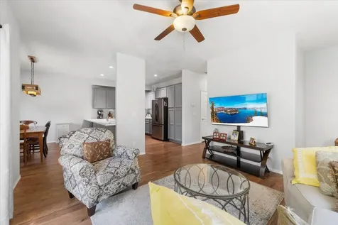 1054 Megan Lane Phoenix OR 97535
